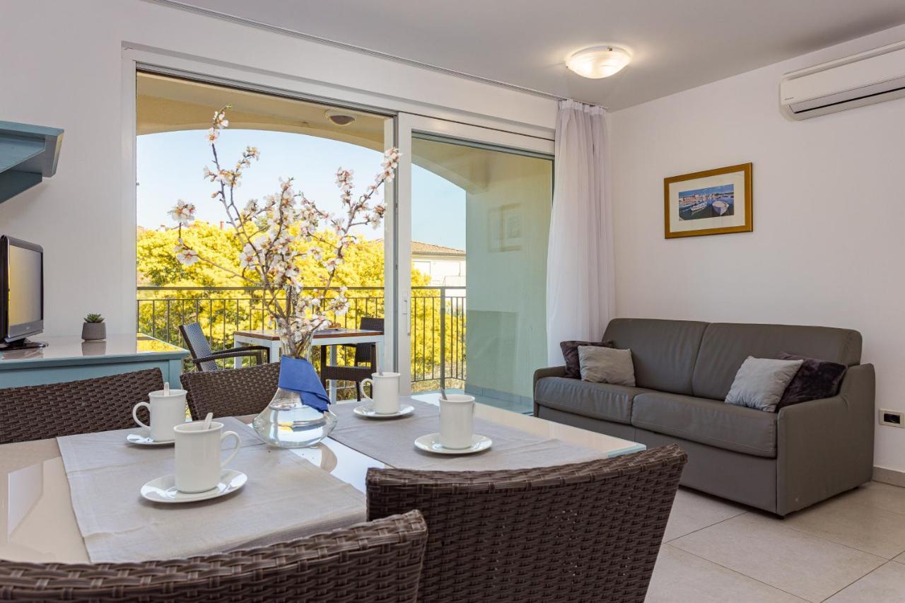Residence Superior Del Mar Banjole Extérieur photo